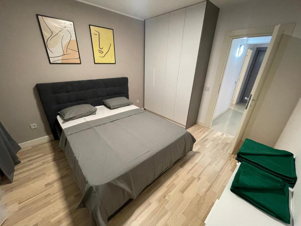 Modern Gray / Designed Apartamento Iasi Exterior foto